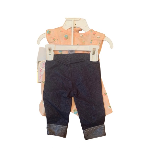 New Little Lass 2 Piece Capri Set with Accessory - Picture 2 of 8